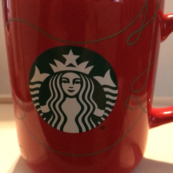 Starbucks holiday mug - Picture 2 of 5